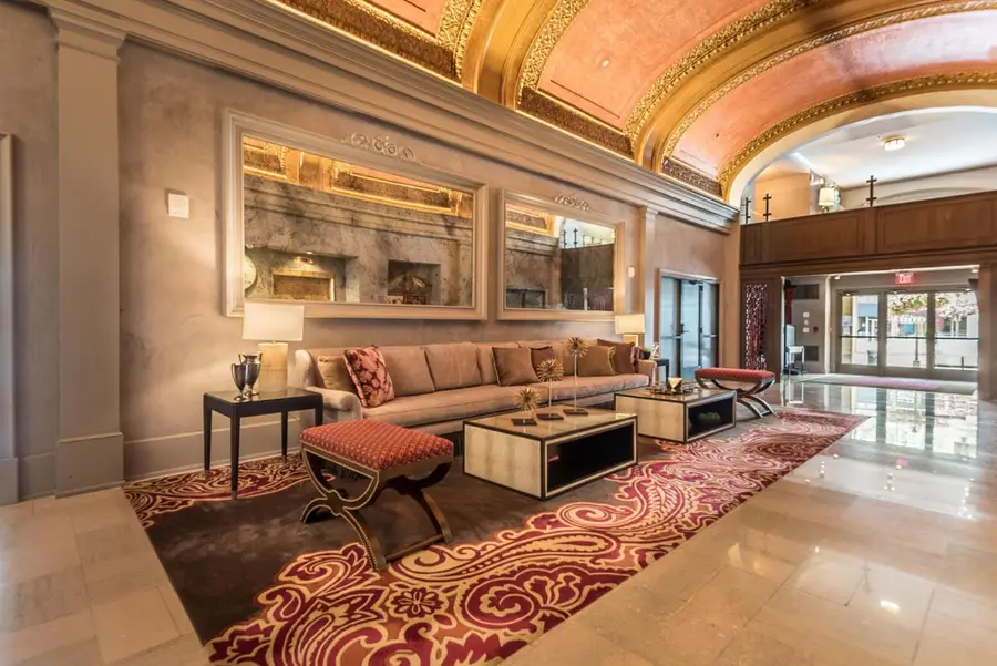 51 N High Street 403, Columbus, OH 43215 - #3