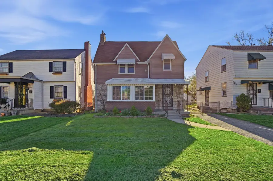 940 Kelton Avenue, Columbus, OH 43206 - #2