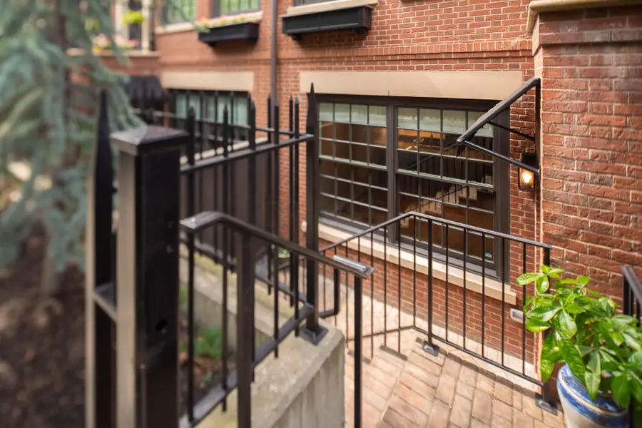 286 E Gay Street, Columbus, OH 43215 - #3