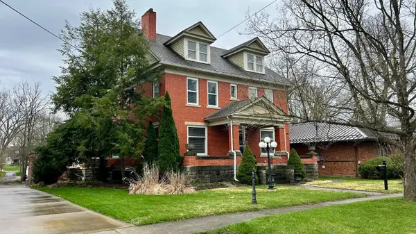 217 W High Street, Mount Gilead, OH 43338