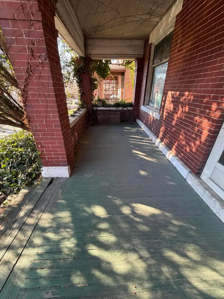 26 E Oakland Avenue, Columbus, OH 43201 - #3