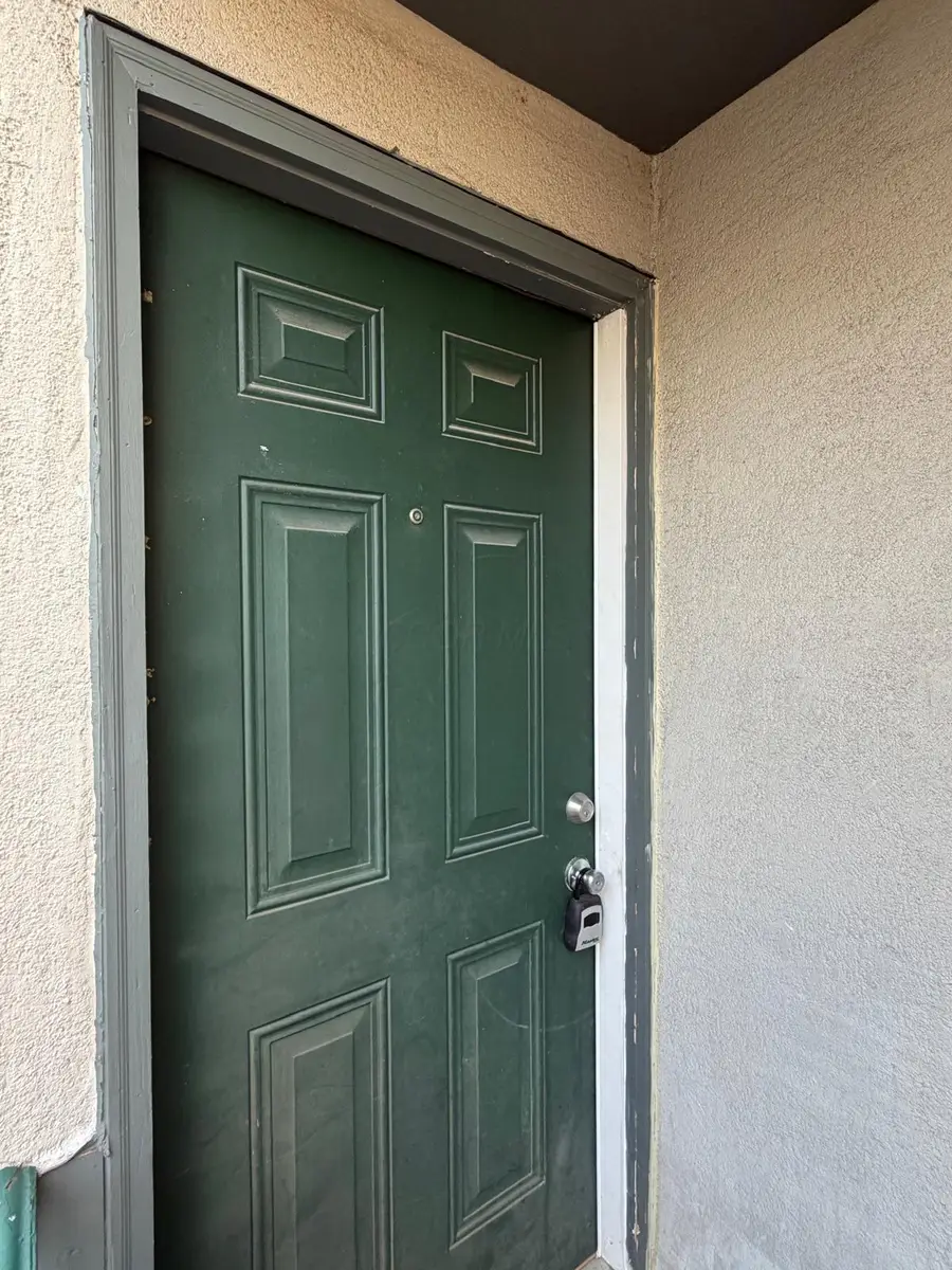 4645 Merrimar Circle E, Columbus, OH 43220 - #3