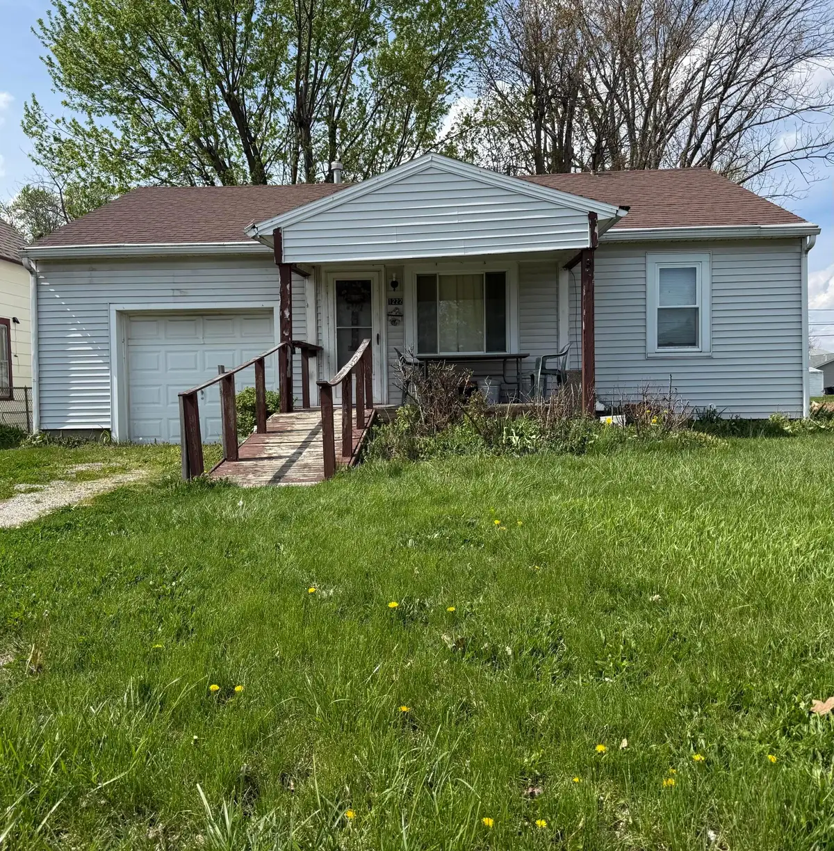 1222 E Paint Street, Washington Court House, OH 43160 - #1