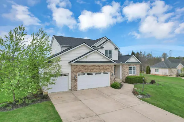 325 Long Trail, Ostrander, OH 43061