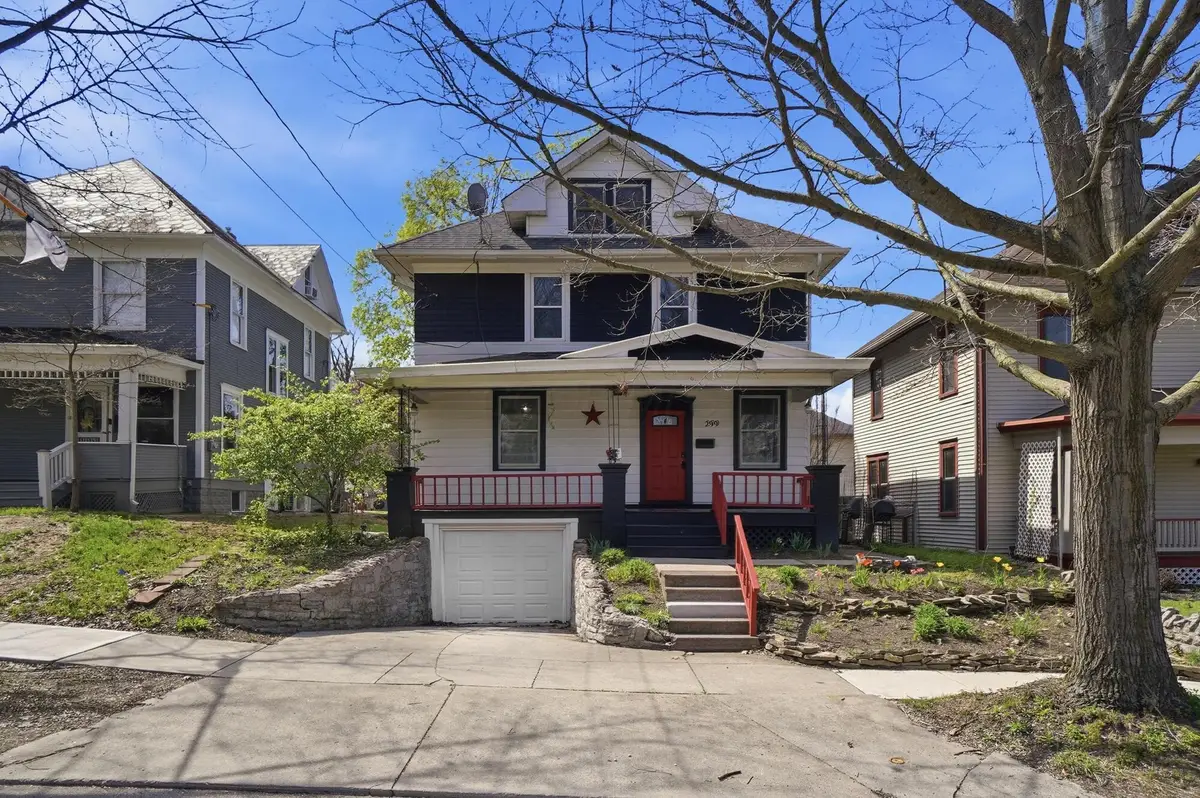 299 N Sandusky Street, Delaware, OH 43015 - #1