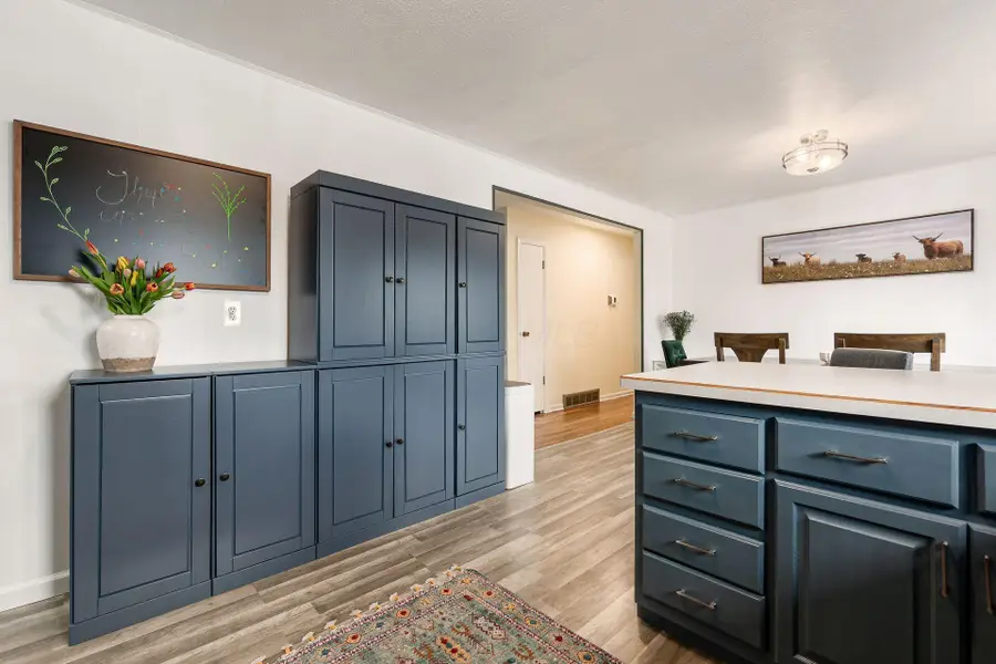 1290 S Sunbury Road, Westerville, OH 43081 - #2