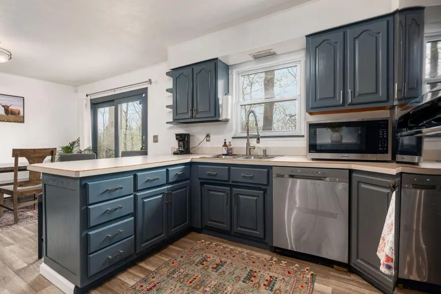 1290 S Sunbury Road, Westerville, OH 43081 - #3