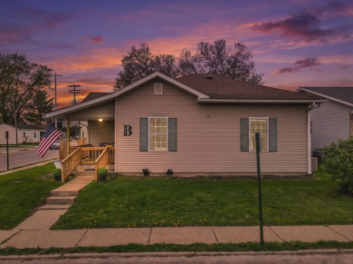699 E 2nd Street, Logan, OH 43138 - #1