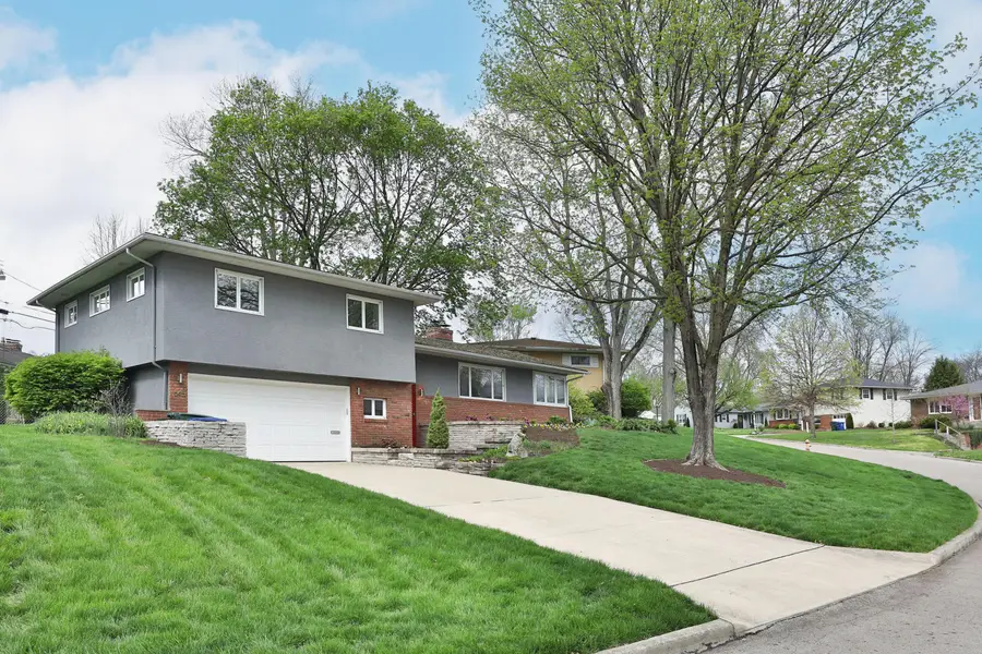 645 Beautyview Court, Columbus, OH 43214 - #3