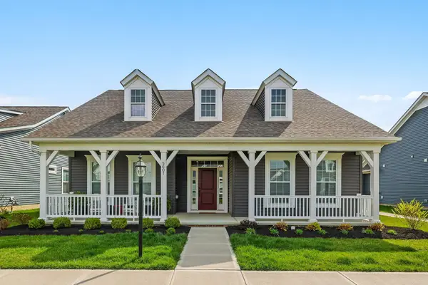 5601 Jessica Lane E, Powell, OH 43065