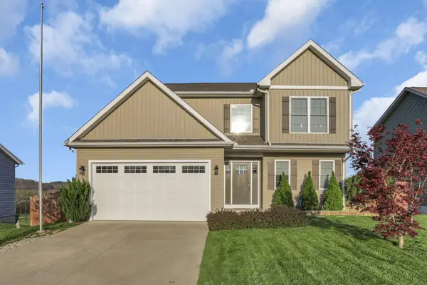 806 Hobart Avenue, Logan, OH 43138
