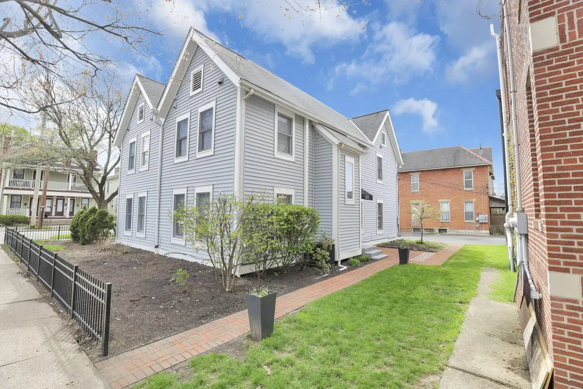 201 W 2nd Avenue, Columbus, OH 43201 - #1