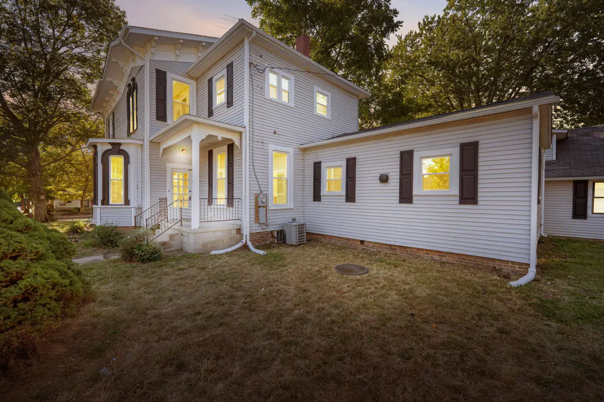 150 N Oak Street, London, OH 43140 - #1