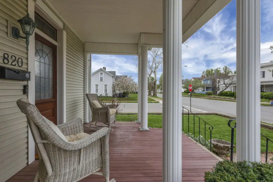 820 N Broad Street, Lancaster, OH 43130 - #2