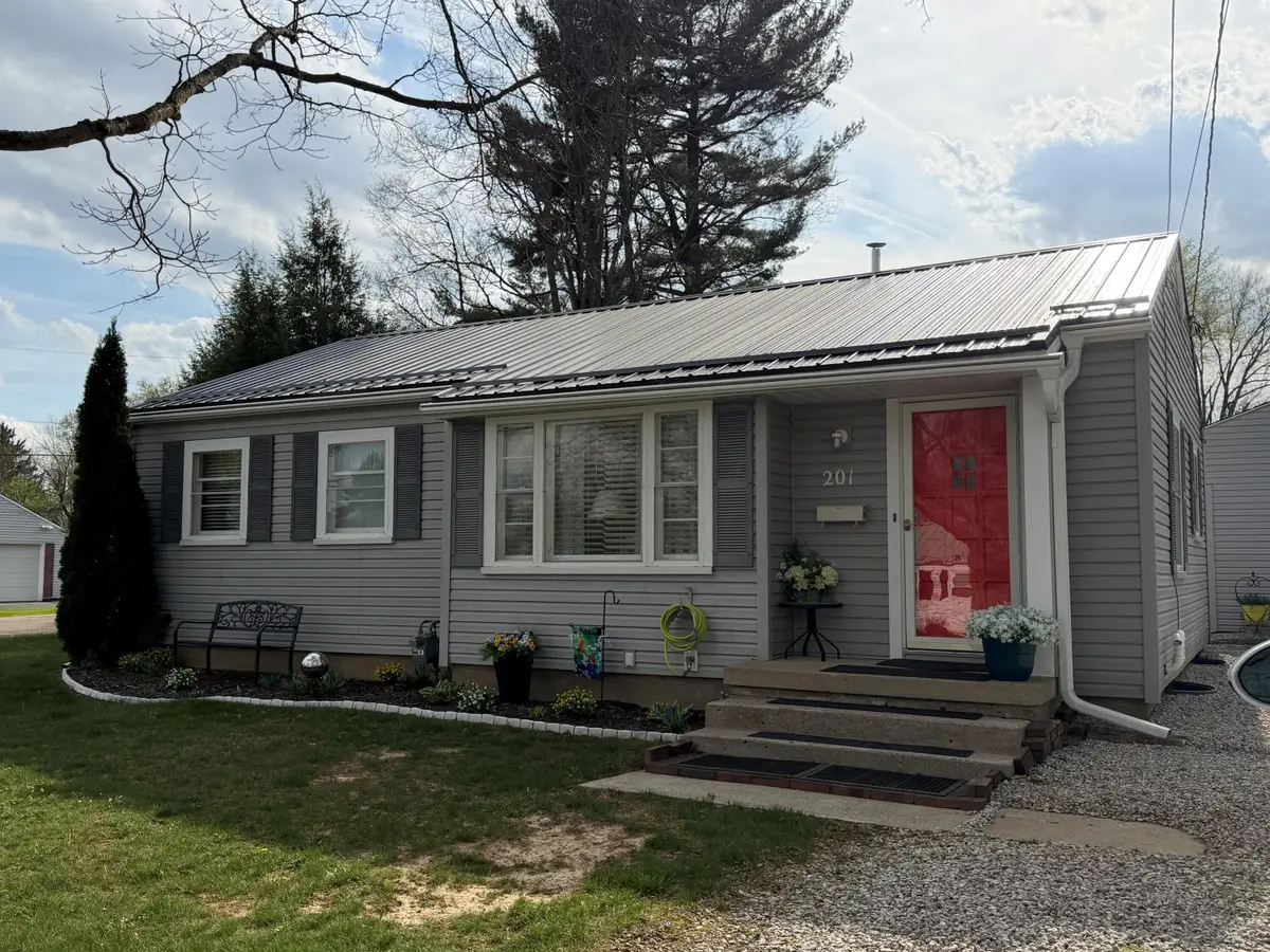 201 Rose Avenue, Mount Vernon, OH 43050 - #1