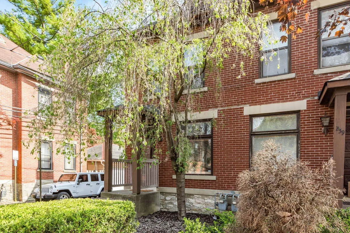 237 Collins Avenue, Columbus, OH 43215 - #1