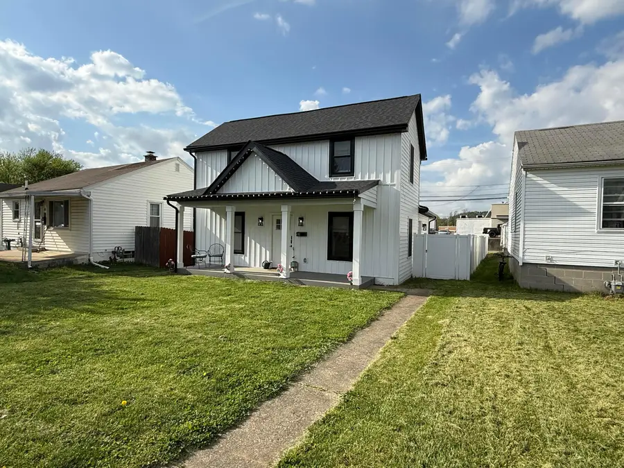 1195 E Chestnut Street, Lancaster, OH 43130 - #3