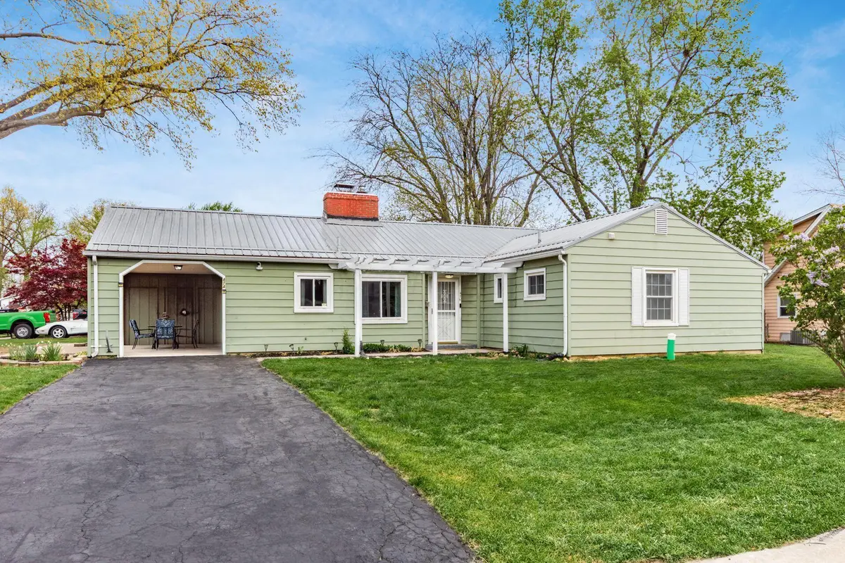 474 Darbyhurst Road, Columbus, OH 43228 - #1