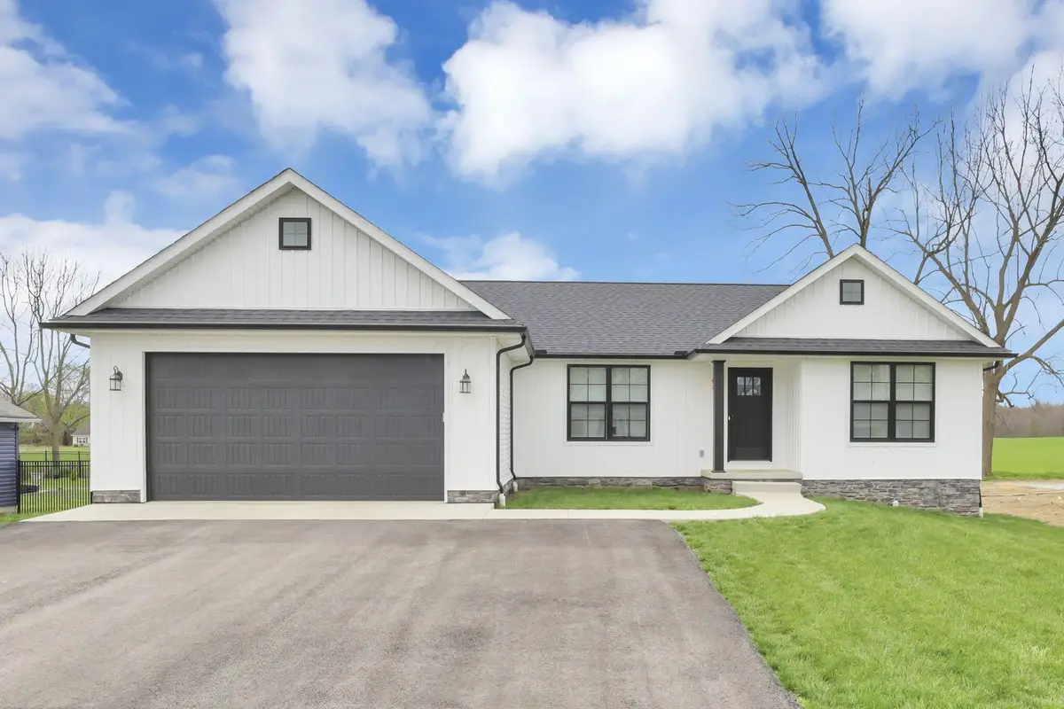 315 Oak Street, Centerburg, OH 43011 - #1