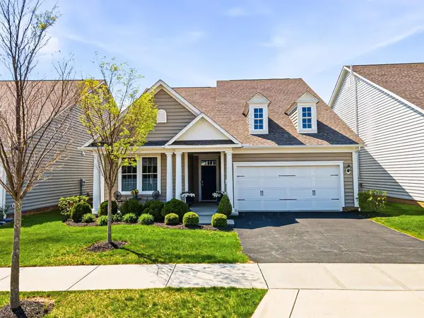 6219 Callaway Square W, New Albany, OH 43054