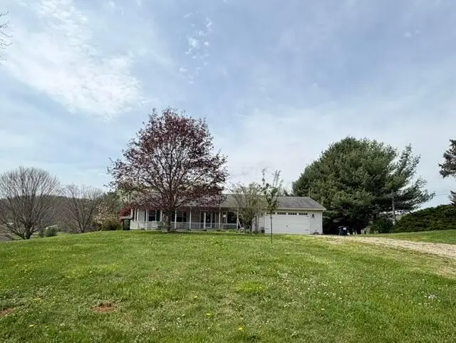 4630 Chestnut Hills Road Ne, Newark, OH 43055 - #2