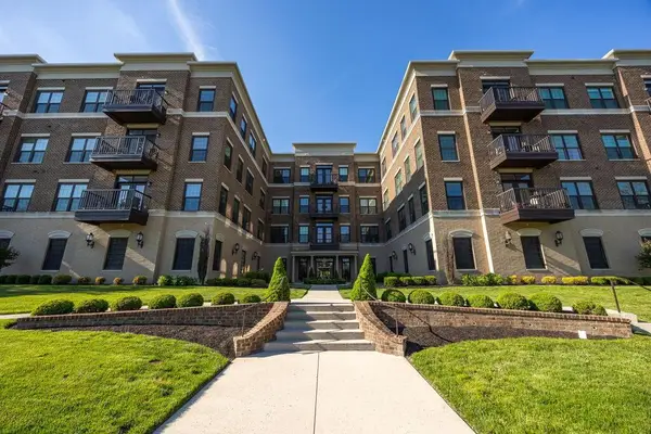 1670 E Broad Street, Columbus, OH 43203
