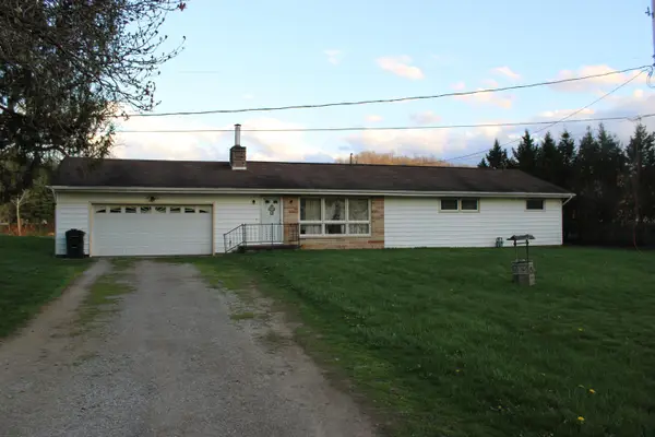 3270 Riverside Airport Road, Zanesville, OH 43701