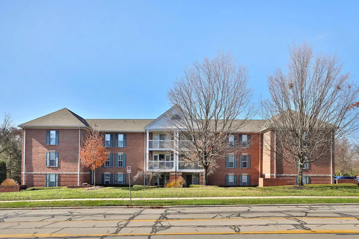 5935 N High Street, Worthington, OH 43085 - #1