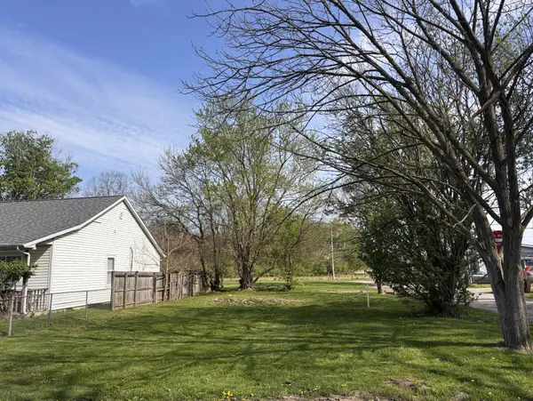 317 Highland Avenue, Buckeye Lake, OH 43008