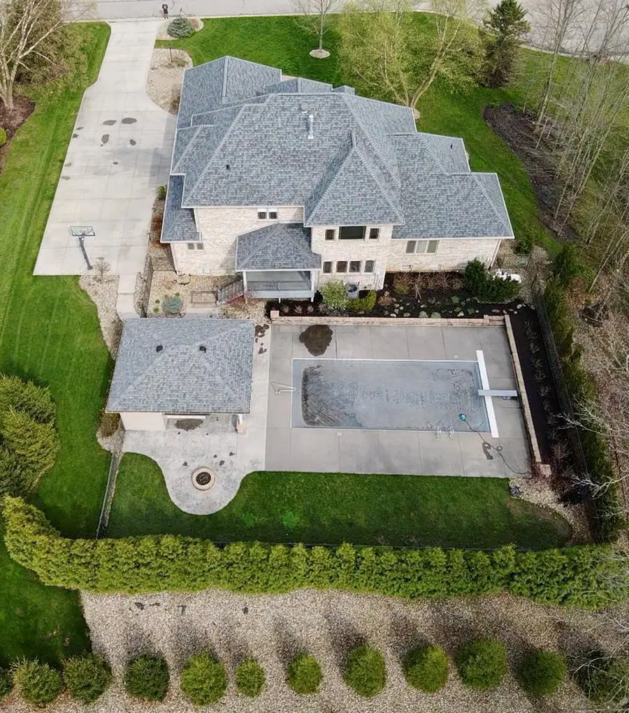 282 Camelot Lane, Ontario, OH 44903 - #2