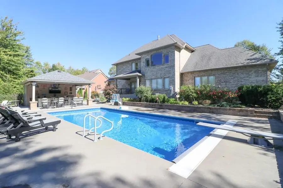 282 Camelot Lane, Ontario, OH 44903 - #3
