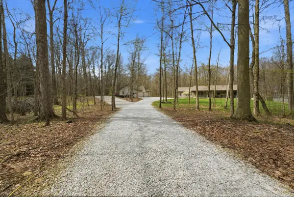 3704 Gale Road, Granville, OH 43023