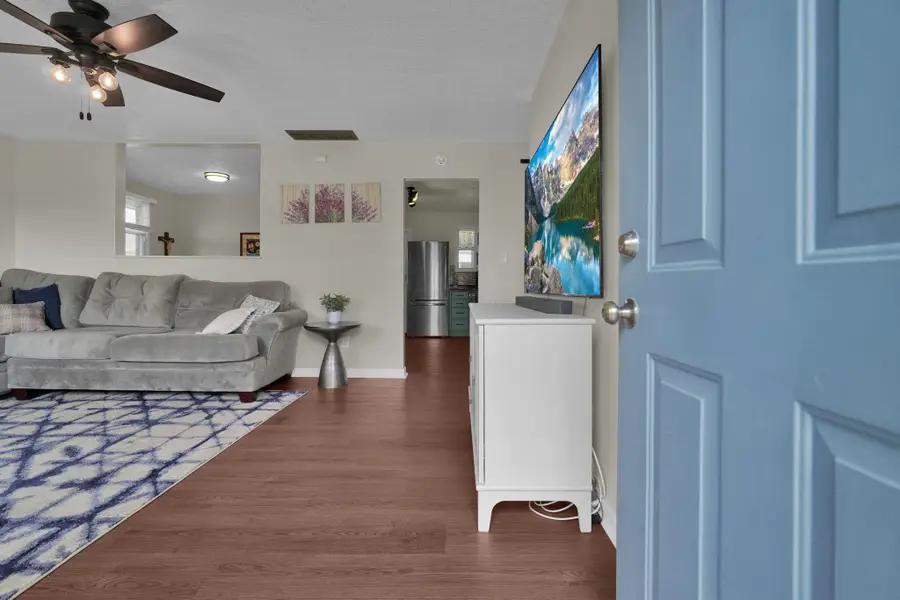 2690 Kenny Lane, Grove City, OH 43123 - #2