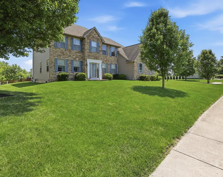 8104 Amanda Northern Road Nw, Canal Winchester, OH 43110 - #3