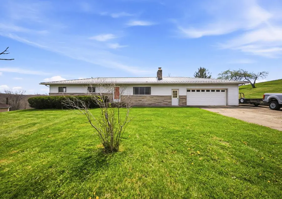5123 State Route 13 Se, Corning, OH 43730 - #3