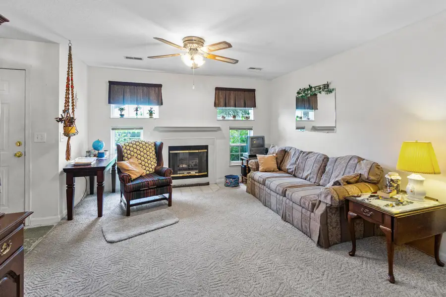 2477 Crystal Springs Drive, Hilliard, OH 43026 - #2