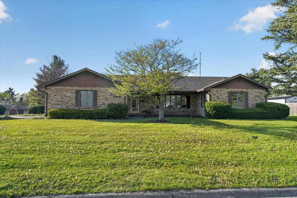 235 San Mar Gale Drive, Sabina, OH 45169 - #1