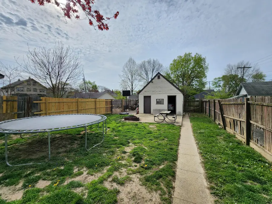 2739 Sutton Avenue, Columbus, OH 43204 - #3