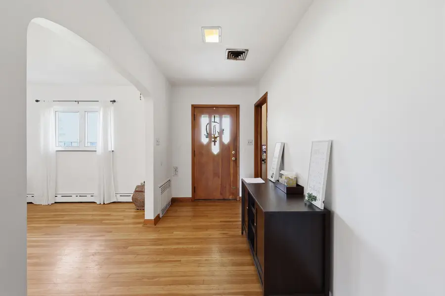 2457 Brookwood Road, Columbus, OH 43209 - #3