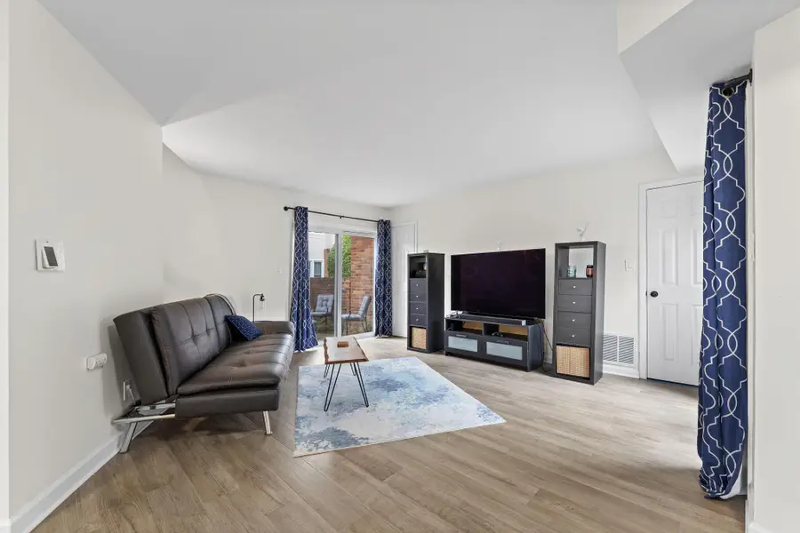 1568 Lafayette Drive, Upper Arlington, OH 43220 - #3