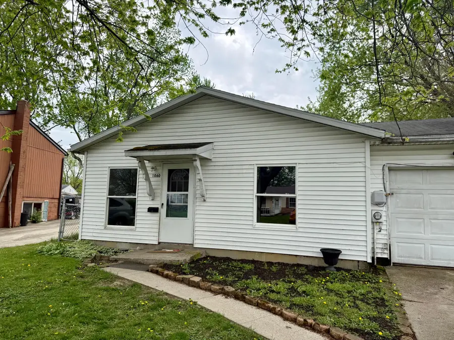 1060 Capri Drive, Marion, OH 43302 - #2