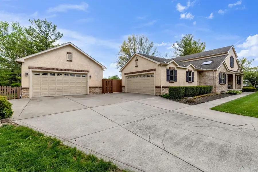 6516 Cabin Croft Drive, Galloway, OH 43119 - #3