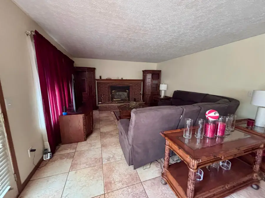 165 Wyckshire Drive, Pataskala, OH 43062 - #3