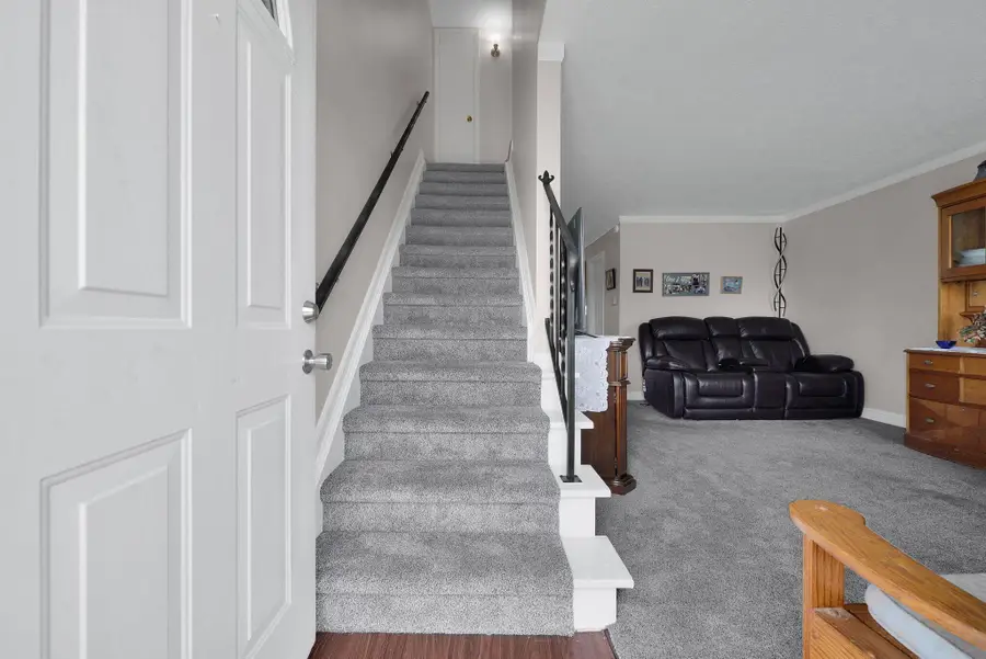 3820 Queen Anne Place, Grove City, OH 43123 - #3