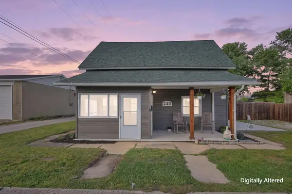 220 Barnes Avenue, Circleville, OH 43113