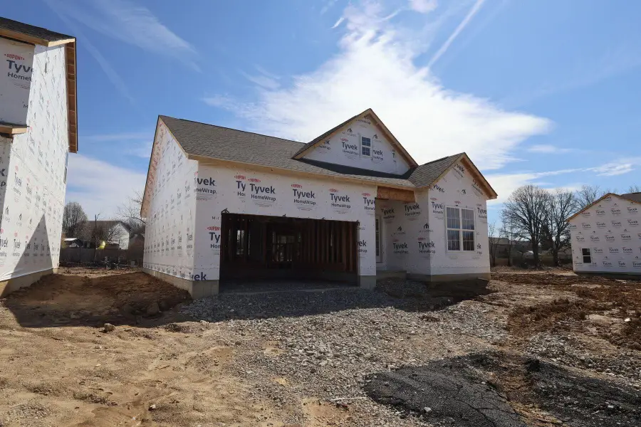 818 Hilton Drive, Reynoldsburg, OH 43068 - #2