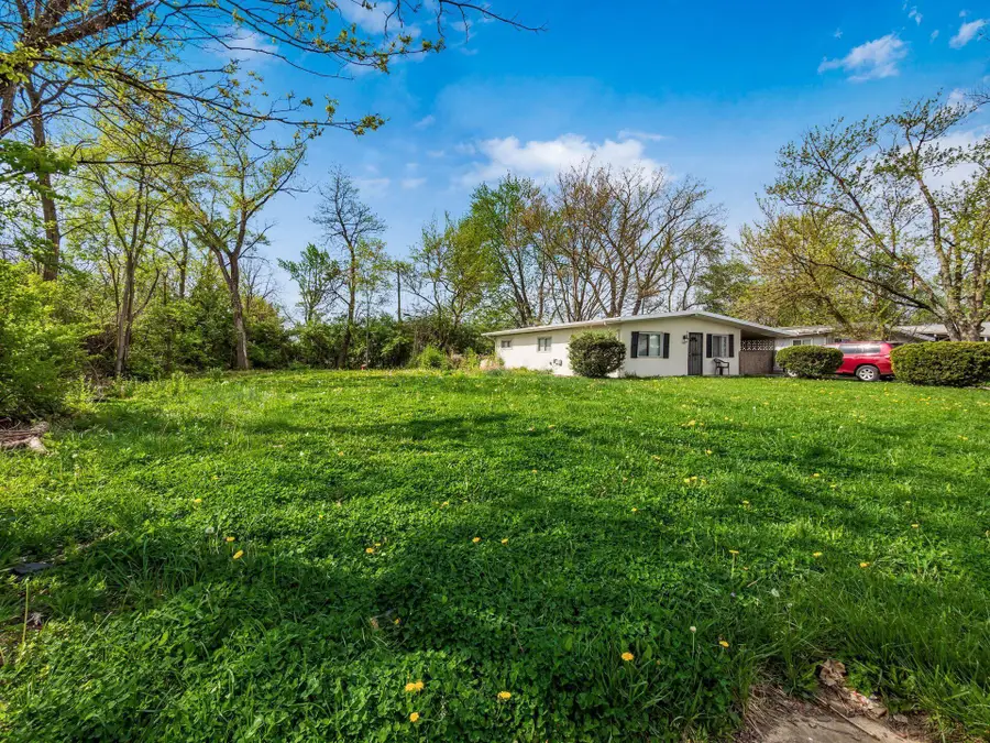 1835 E Blake Avenue, Columbus, OH 43219 - #3