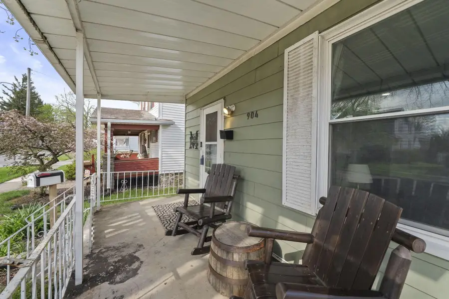 904 S Walnut Street, Bucyrus, OH 44820 - #3