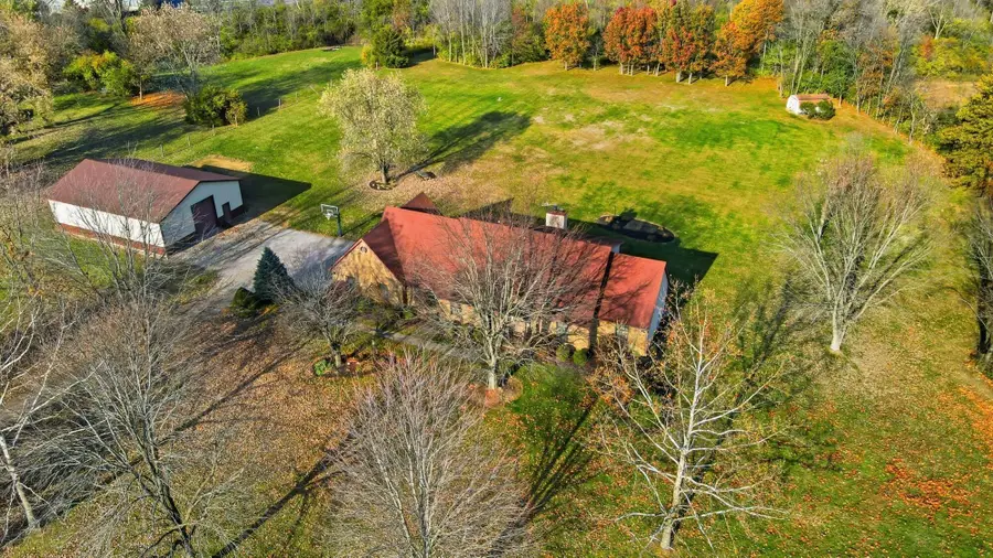 2392 London Groveport Road, Grove City, OH 43123 - #3