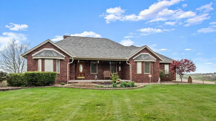1305 Bald Hill Road, Zanesville, OH 43701 - #2